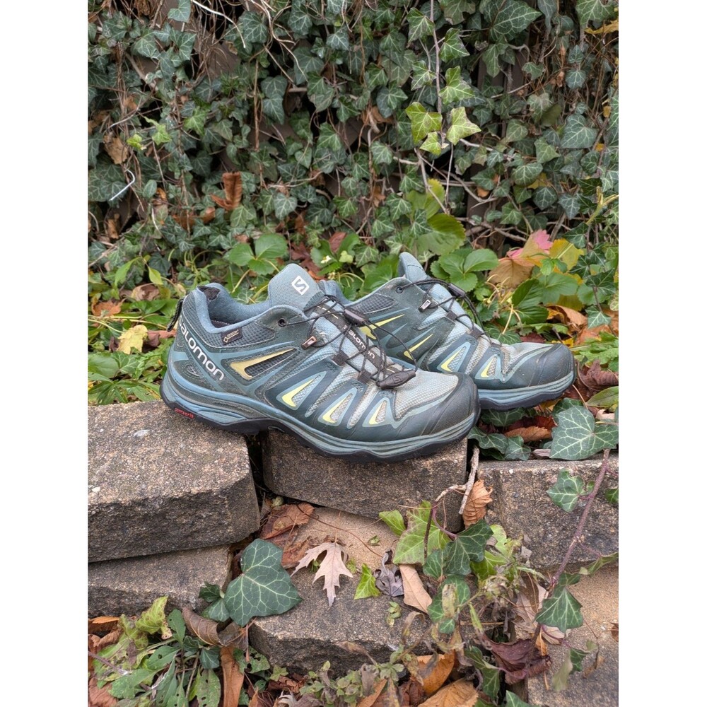 Salomon X Ultra 3 GTX  (GORETEX)Hiking  Womens 8 Teal Blue Green, fair condition